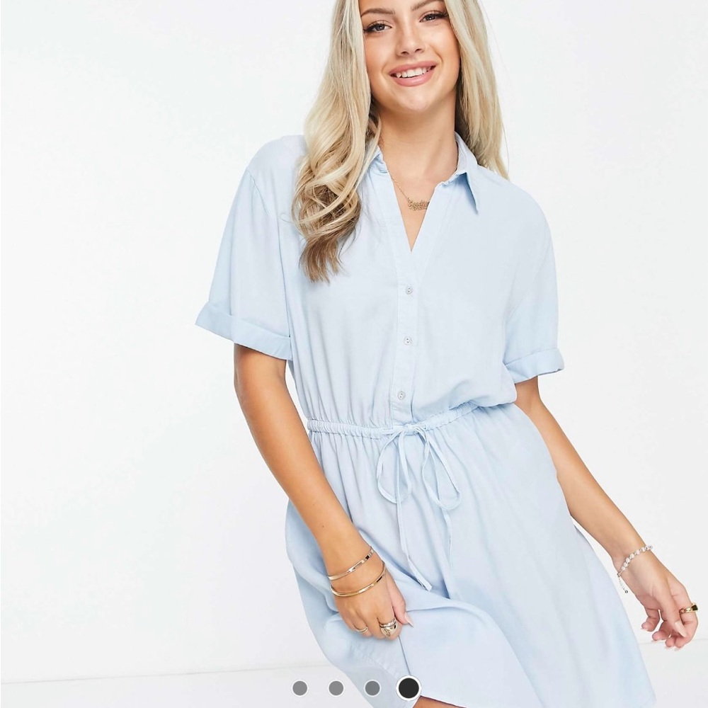 ASOS / Stradivarius Tie Waist Chambray Mini Dress in Blue